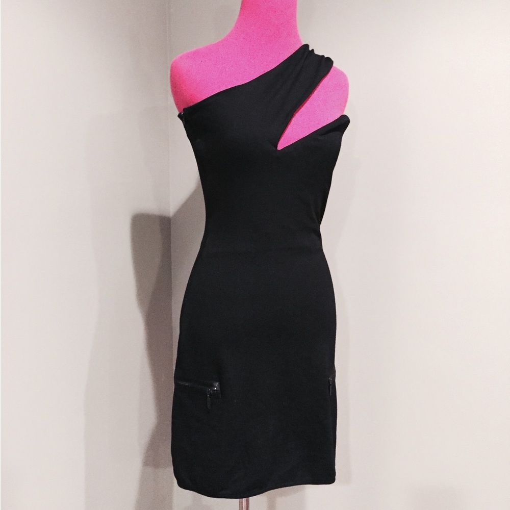 Anthony Vaccarello X Pour La Redoute zip detail one shoulder black …